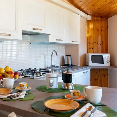 Ondina Apartment *